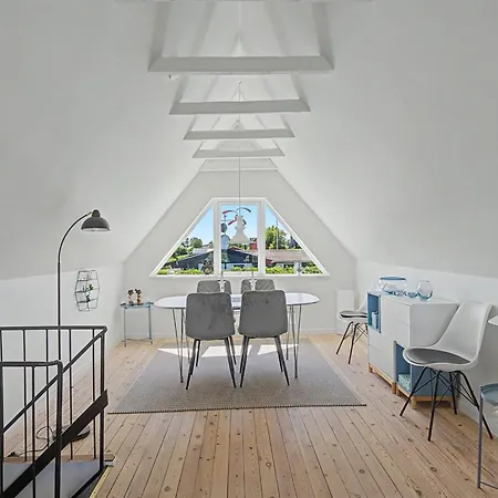 Rosalie - 150m From The Sea By Interhome בית נופש *