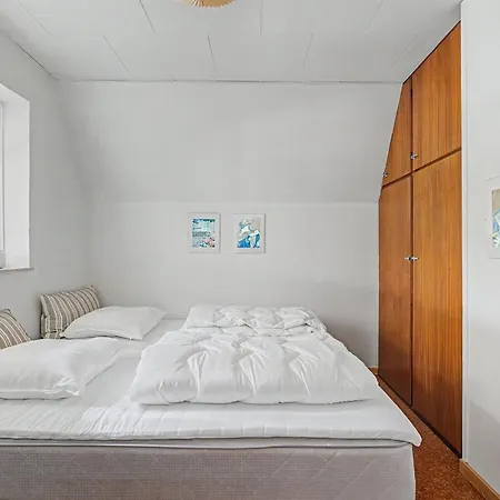 Rosalie - 150m From The Sea By Interhome בית נופש *